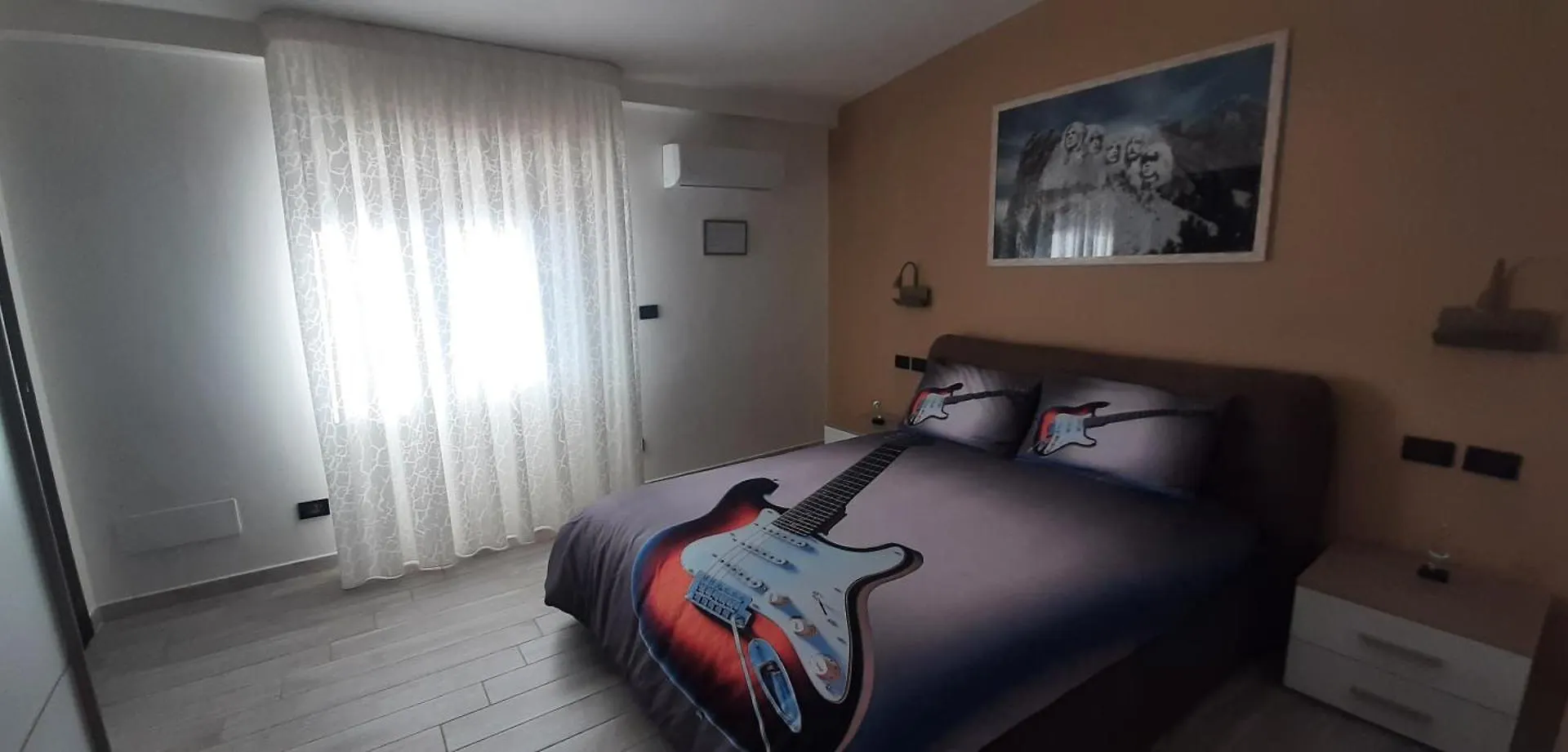 The Home Of Music Rock Catania 0*,